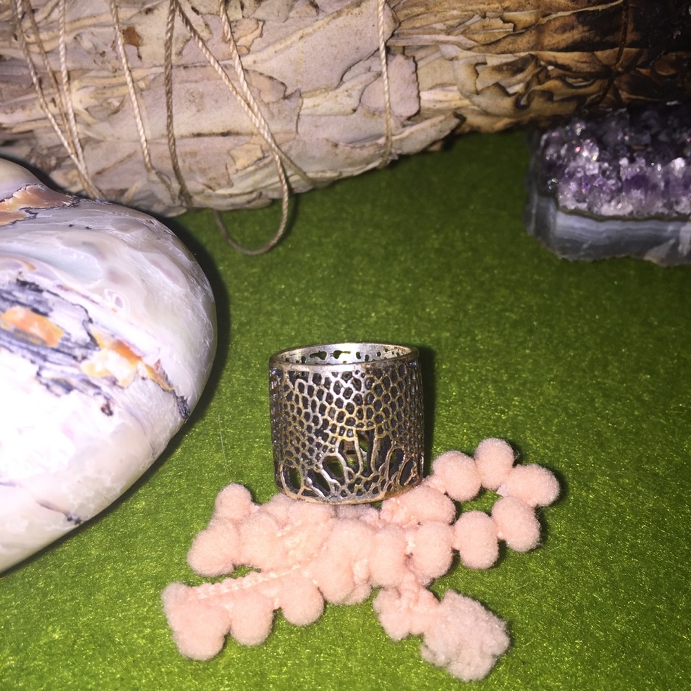 Lucky brand rare so cal lace ring sz. 7